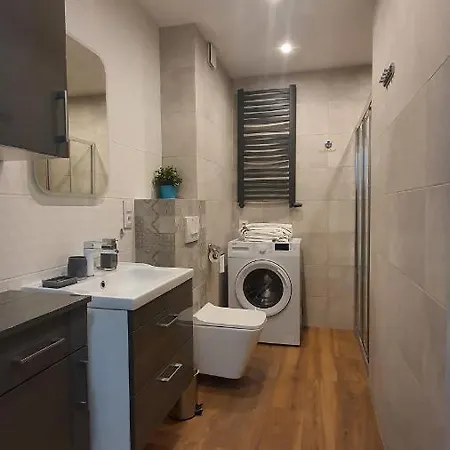 Apartament Klifowa Morska 3 32 *
